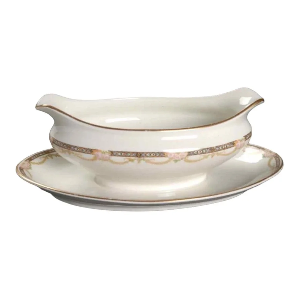Warwick B9059 Vintage Gravy Boat